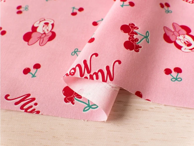 ミニーマウス 生地『チェリー柄』