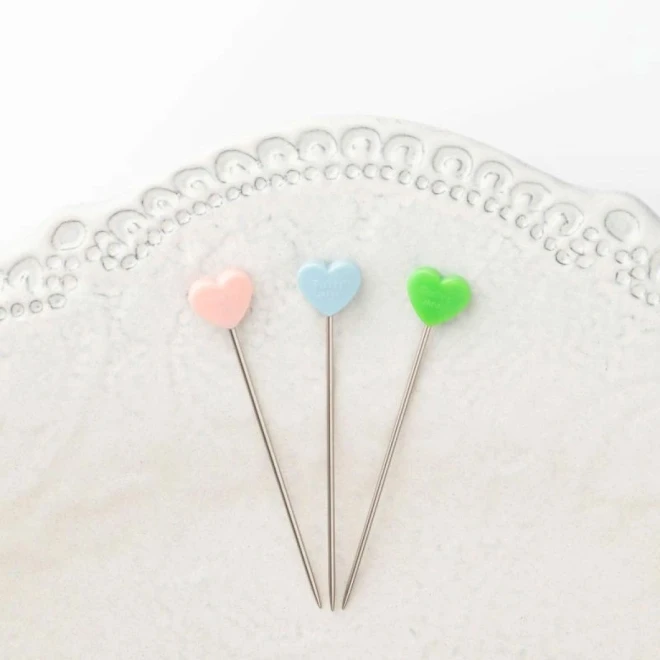 チューリップ形  ハート形 編み物用まち針 各3色（9本入り）