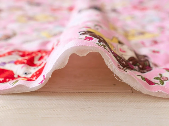 ディズニープリンセス キルティング生地 キルト 布『フラワー柄』