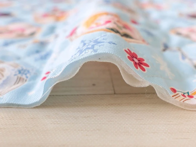 アナと雪の女王 キルティング 生地  キルト 布『オーバル柄』