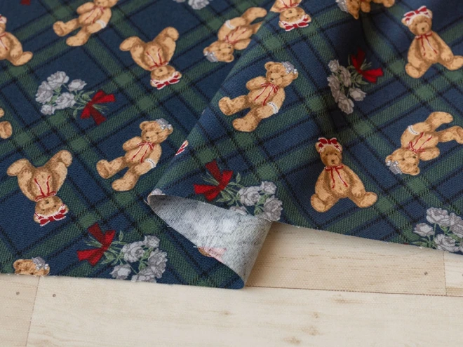 青木美沙子さんコラボ オックス生地 くま『あこがれくま』