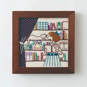 ルシアン 刺しゅうキット『ねこと暮らす毎日 BOOK SHELF』No.542104