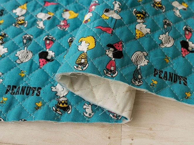 【2025年新作】SNOOPY スヌーピー キルティング生地『スパークル柄』
