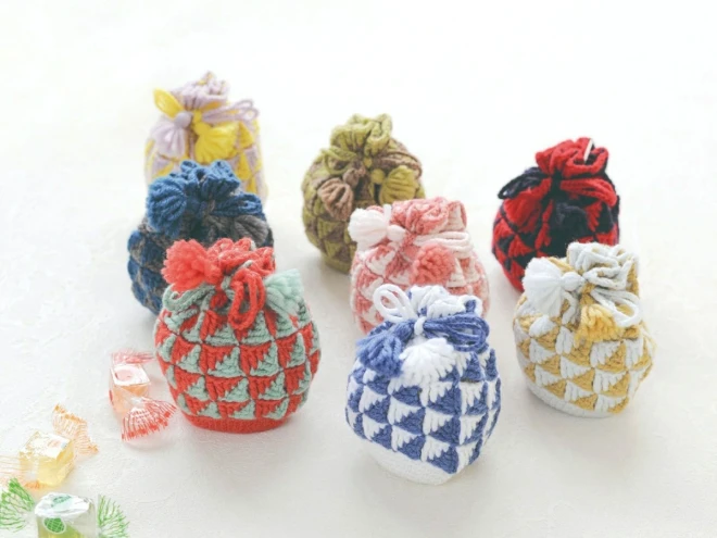 『ダブルデルタ模様の巾着キット』編み物 手芸 キット