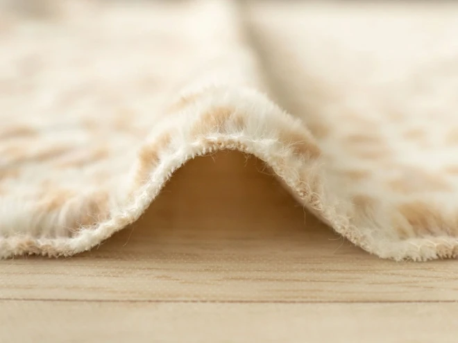 ネコ ヒョウ ウシ柄『アニマルファー カットクロス』約140cm×100cm