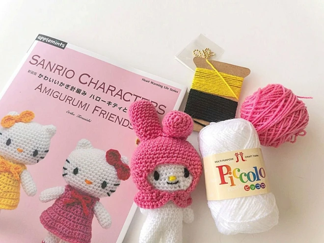 ミニサイズのあみぐるみキット 『ハローキティとなかまたち』