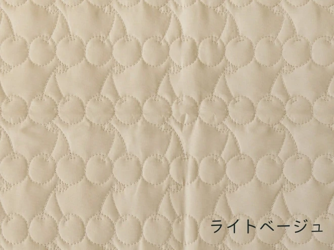 さくらんぼの形のキルティング生地『立体キルトチェリー』(約135cm×50cmカットクロス)