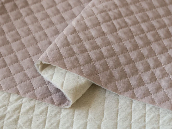 くすみカラーが可愛い『ニュアンスカラーキルト』