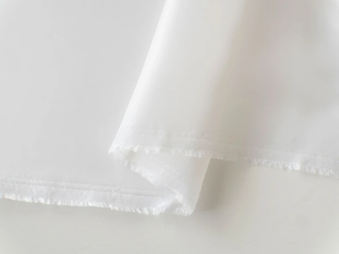 オールシーズン使える裏地『ニューベンヒット』